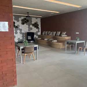 Apartamento Super Metro Fradique Coutinho, Perto De Tudo!, São Paulo